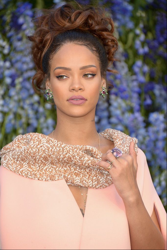 best rihanna inspire images on pinterest dior fashion paris